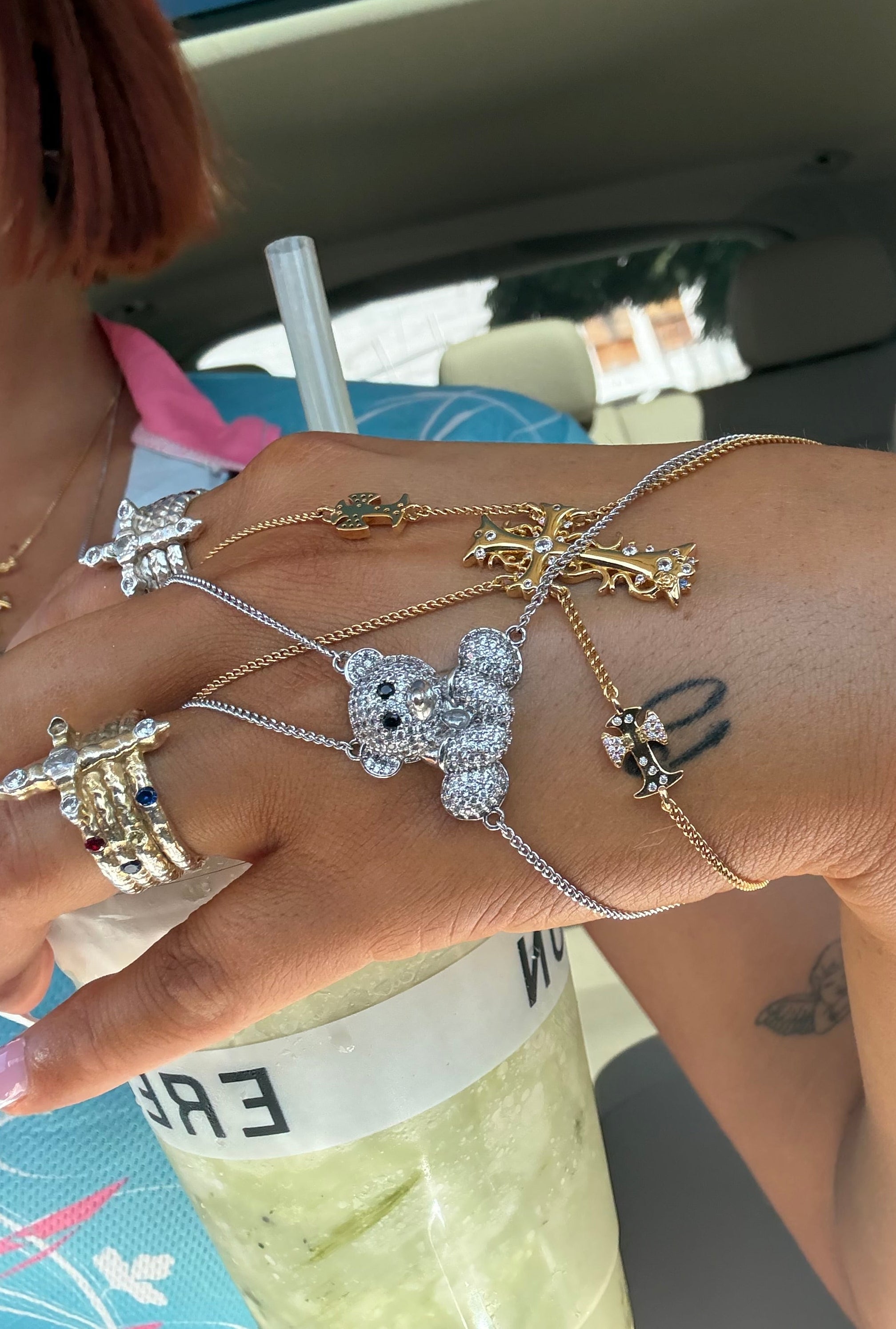 FRANKIE TEDDY HAND CHAIN