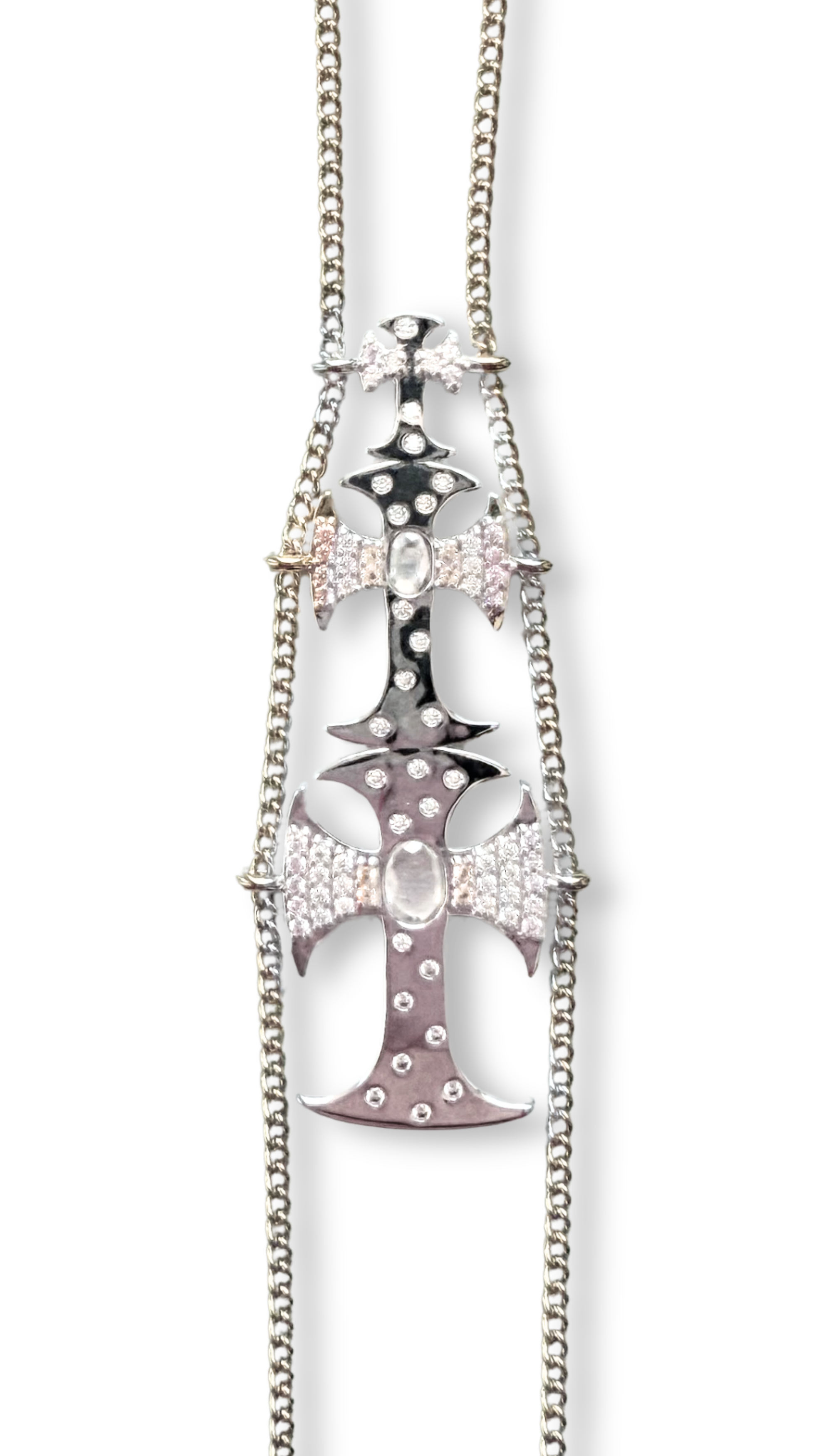 TRIPLE CROSSED HAND CHAIN