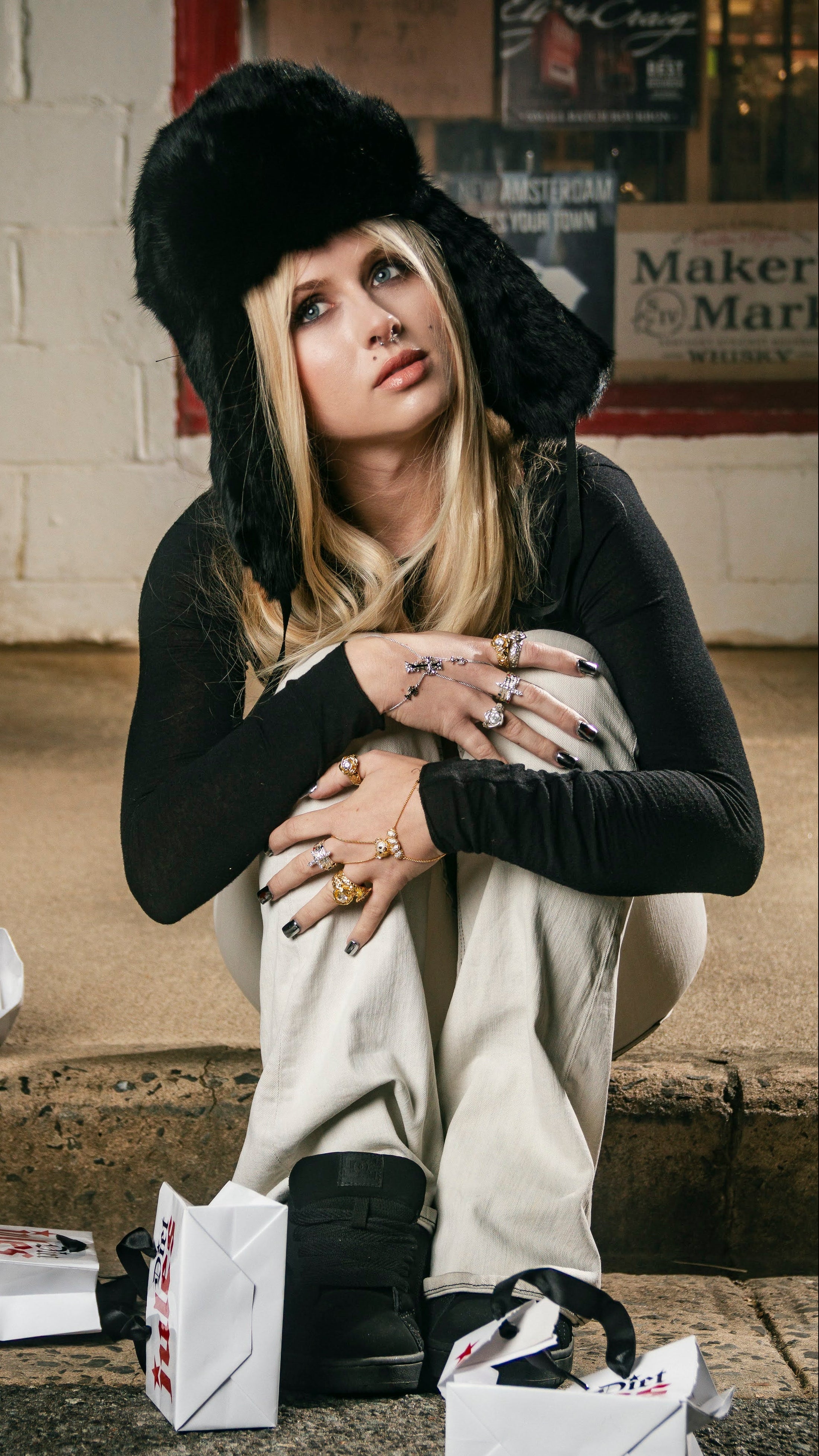 FRANKIE TEDDY HAND CHAIN