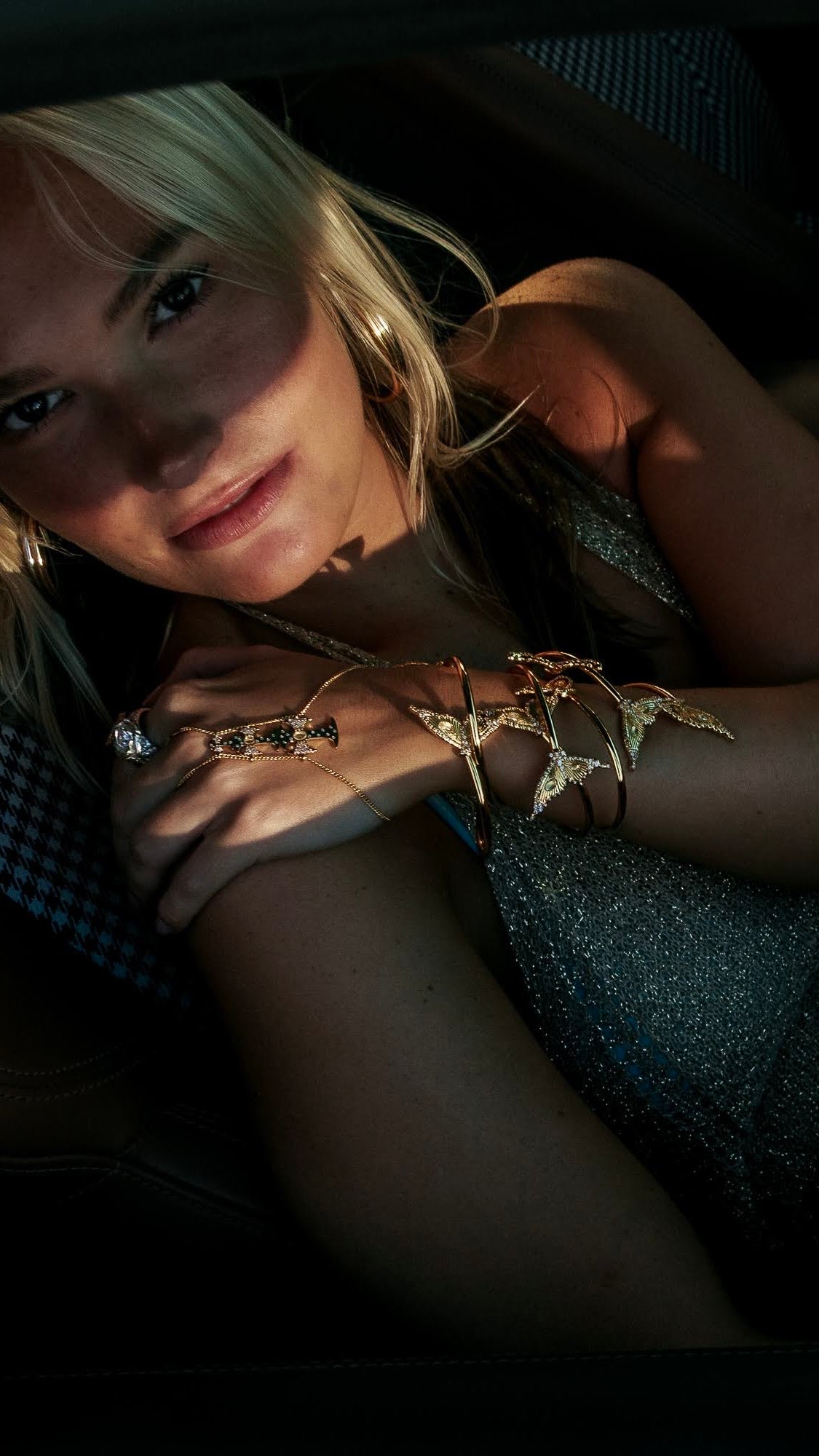 WINGS CUFF