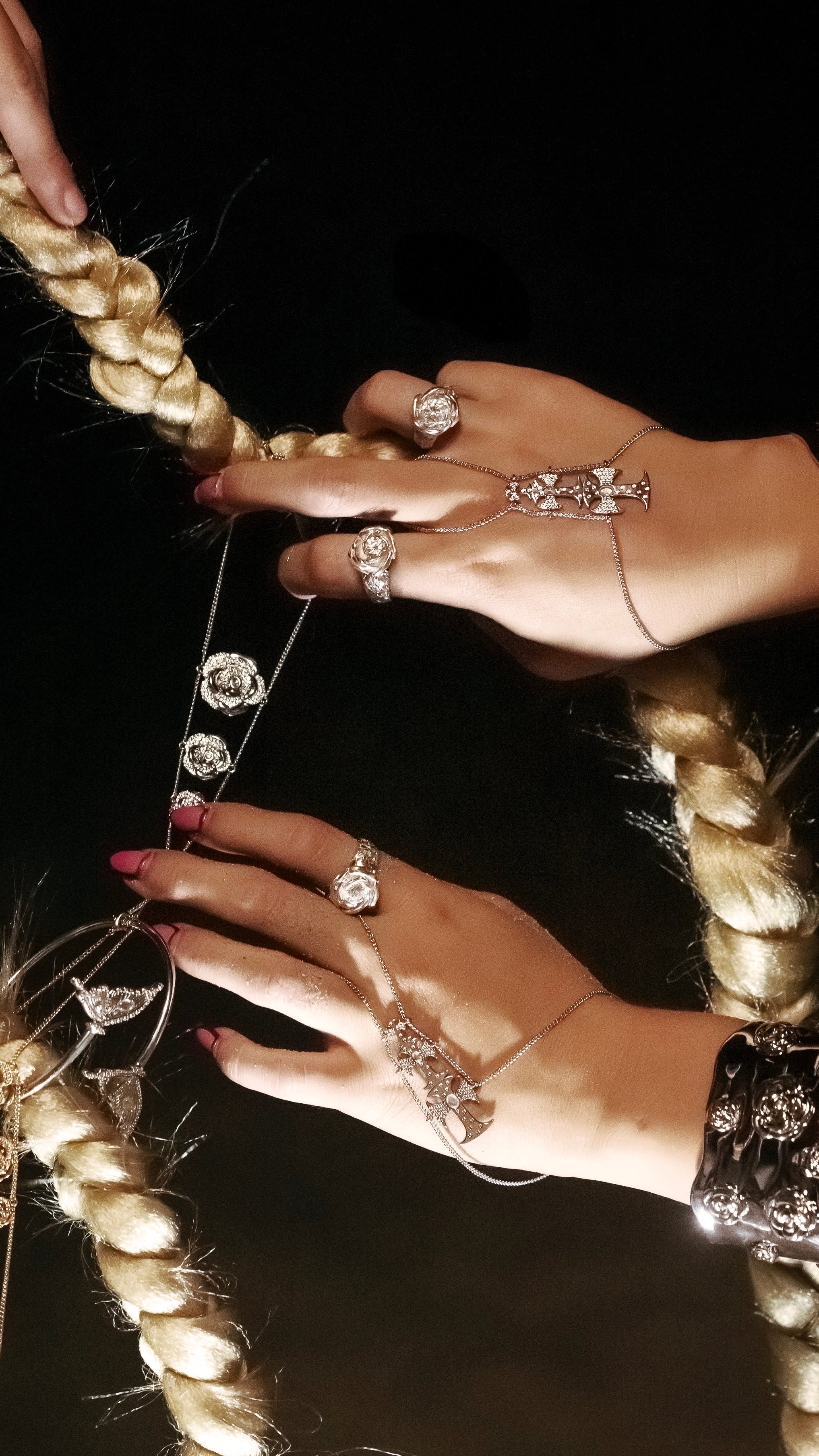 ROSEBUD RING