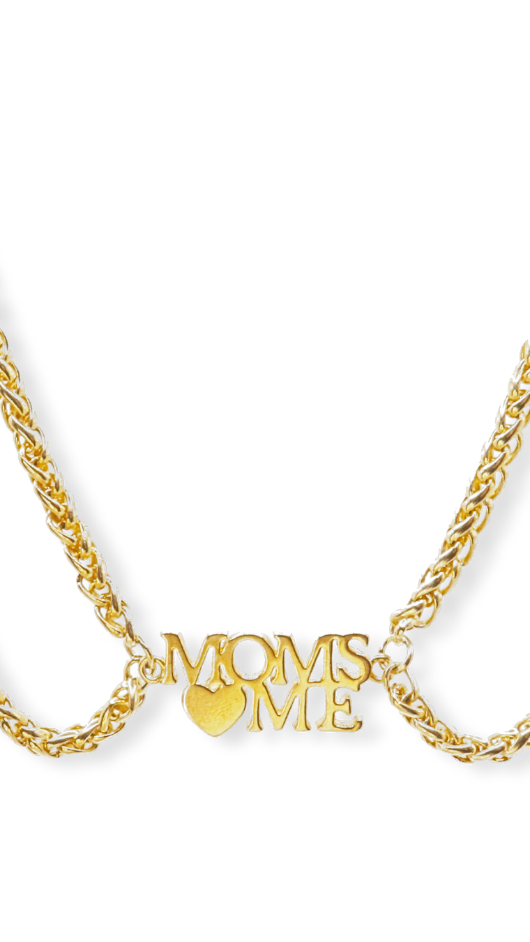 MOMS LOVE ME CHOKER